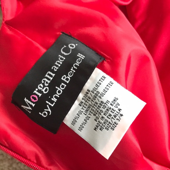 Elegant Morgan and Co. red maxi dress. - Picture 5 of 5